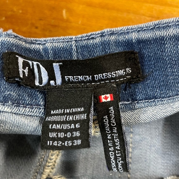 FDJ jeggings with floral appliqué size 6 - Picture 2 of 6